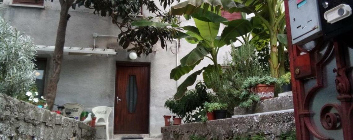 Casa Vacanze Poison Trieste Eksteriør bilde